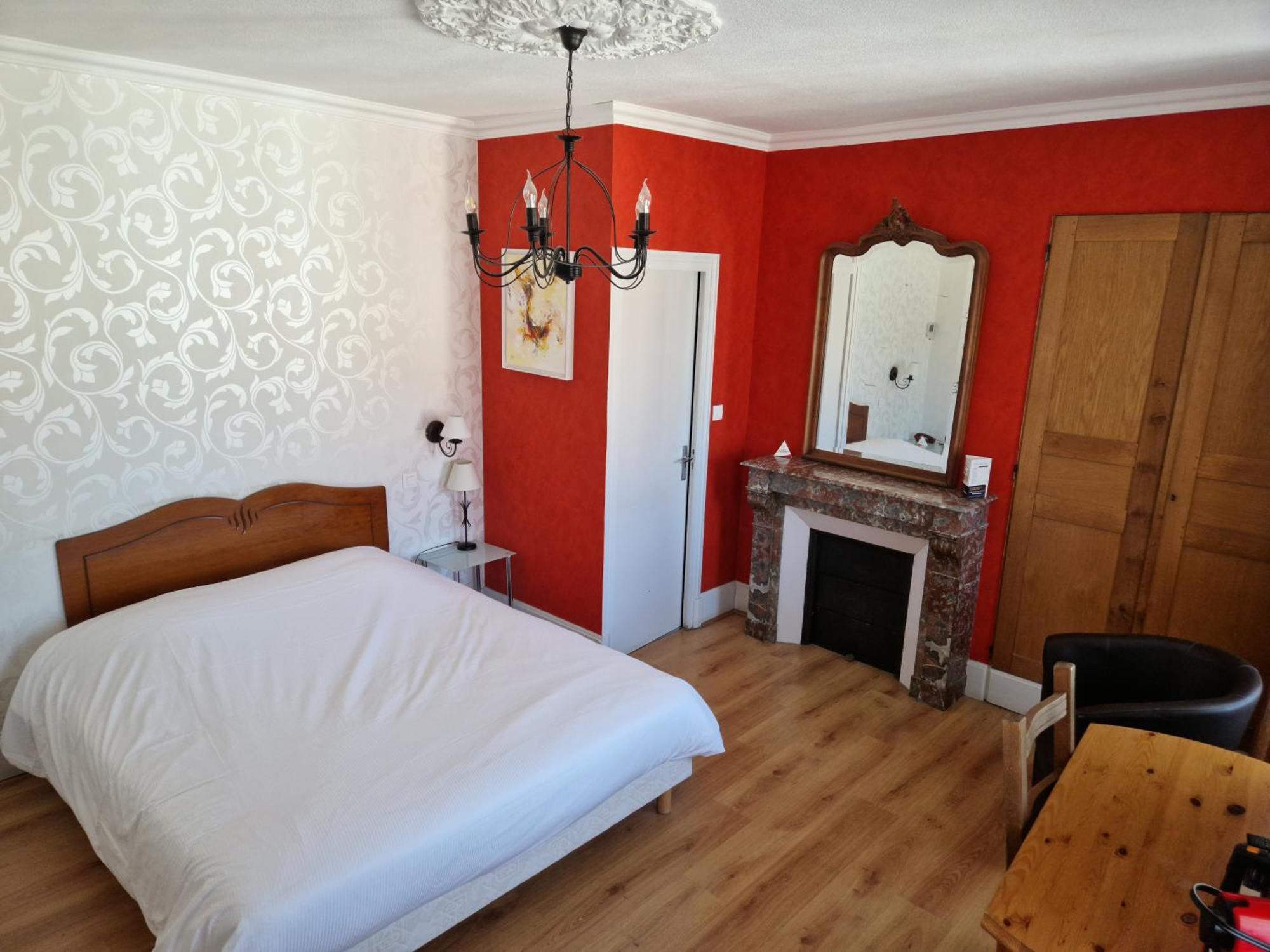 Hotel De La Ferte Chagny  Bagian luar foto
