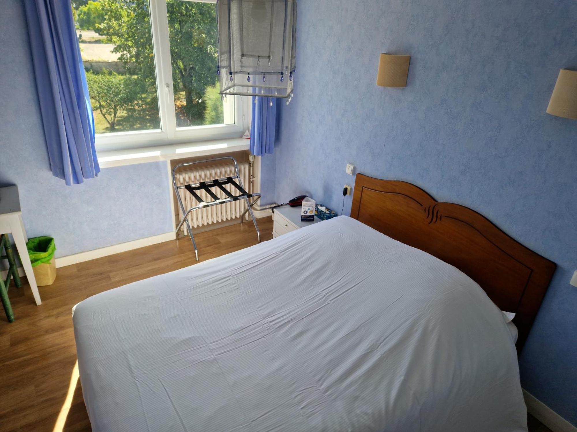 Hotel De La Ferte Chagny  Bagian luar foto