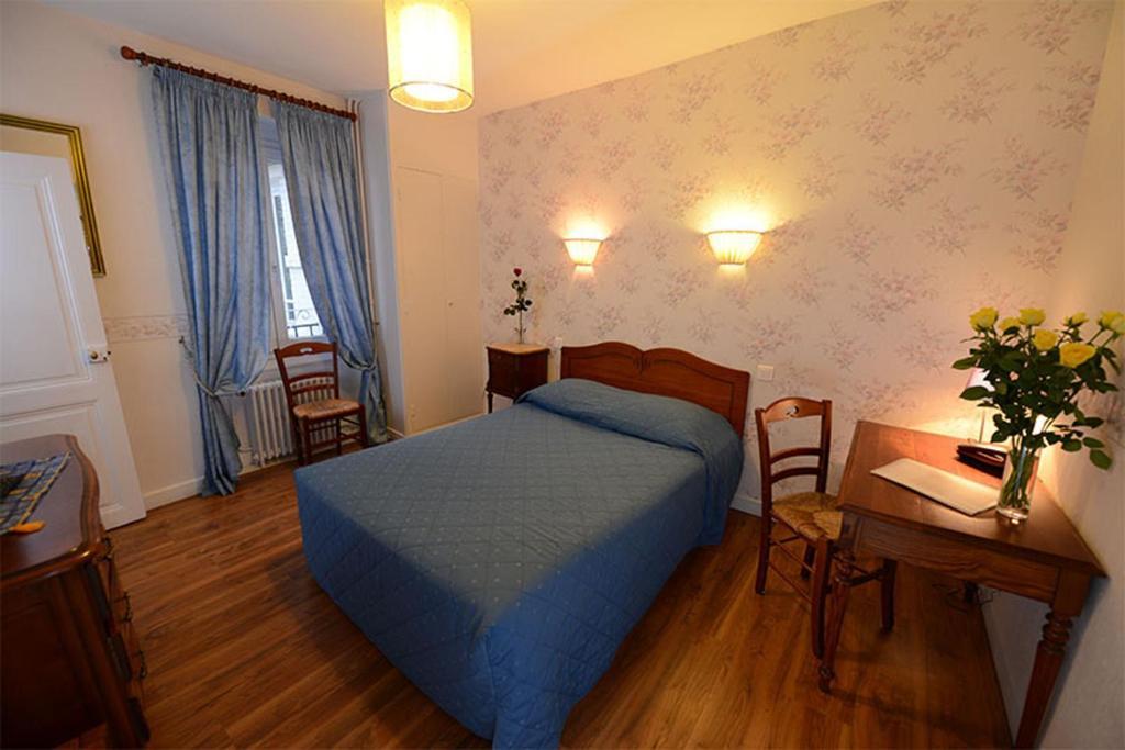 Hotel De La Ferte Chagny  Bagian luar foto